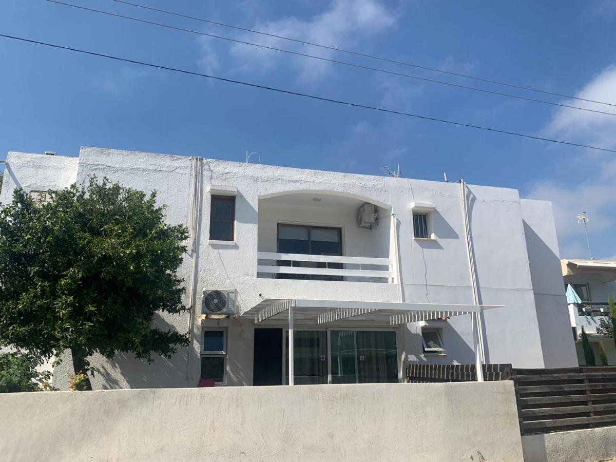 Prestige Worldwide Apartments Agia Napa Buitenkant foto